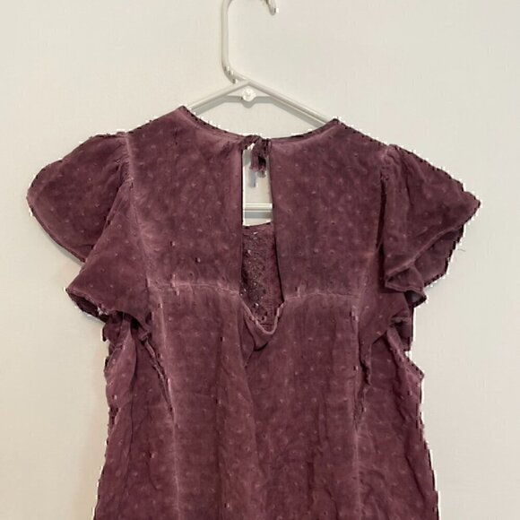 KNOX ROSE Purple Swiss Dot Crochet Eyelet Tie Bow Back Short Flutter Sleeve Top - Picture 10 of 13